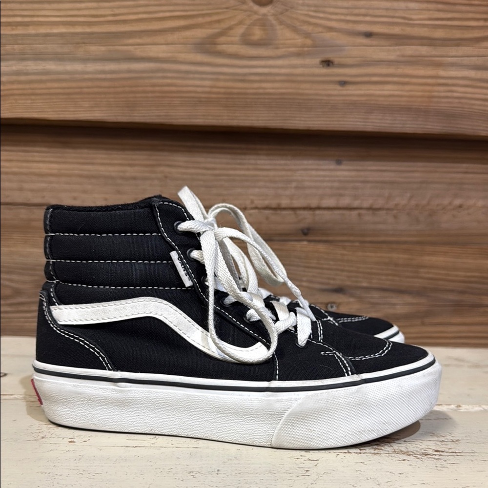 Vans Filmore Hi Platform Sneakers
